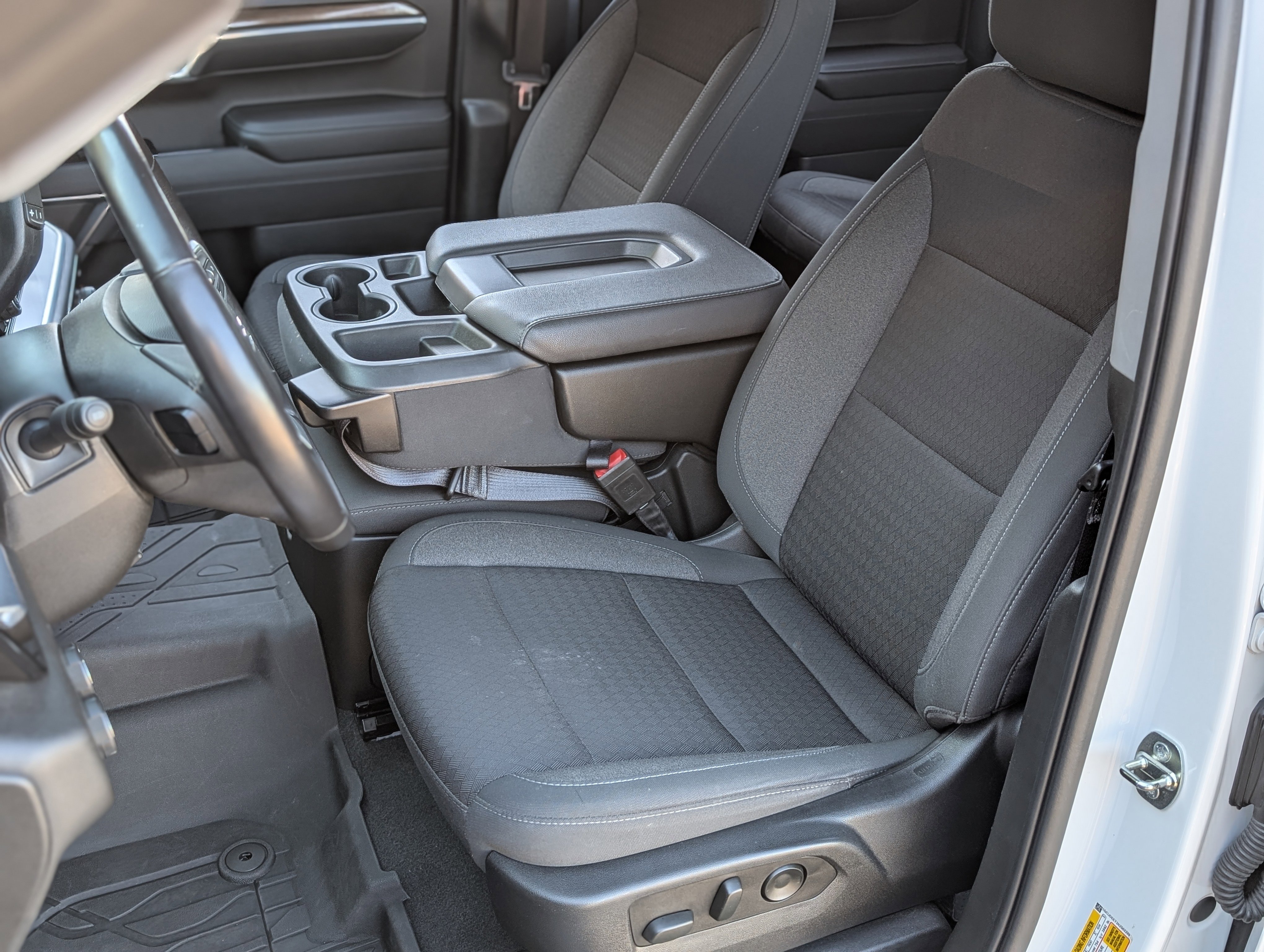 Used 2022 Chevrolet Silverado 1500 RST w/ Redline Edition image 16