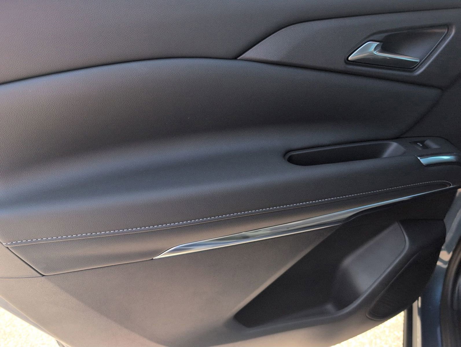 New 2026 Chevrolet Traverse LT w/ Sun and Wheel Package image 34