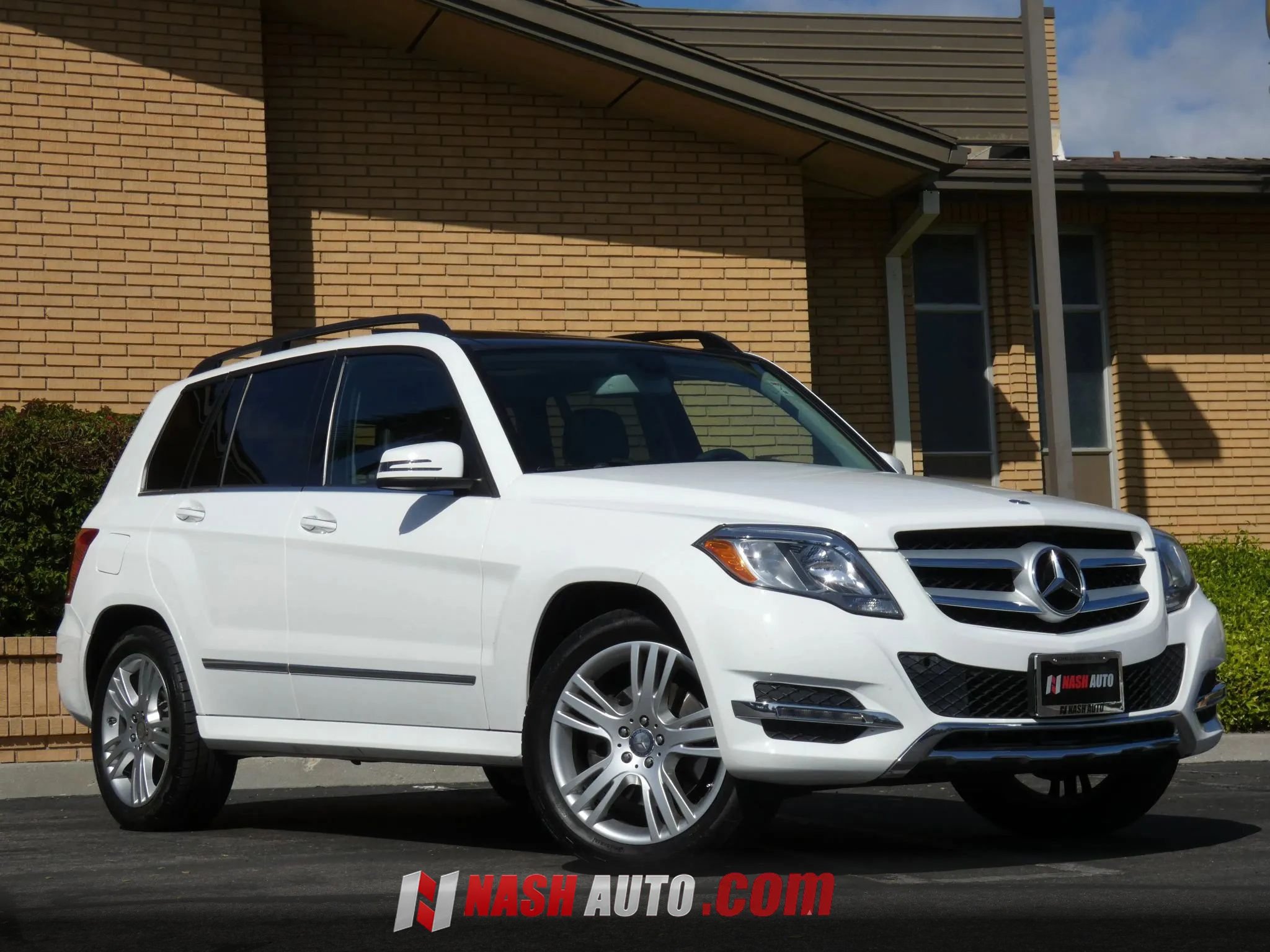 Used 2015 Mercedes-Benz GLK 350 2WD image 3