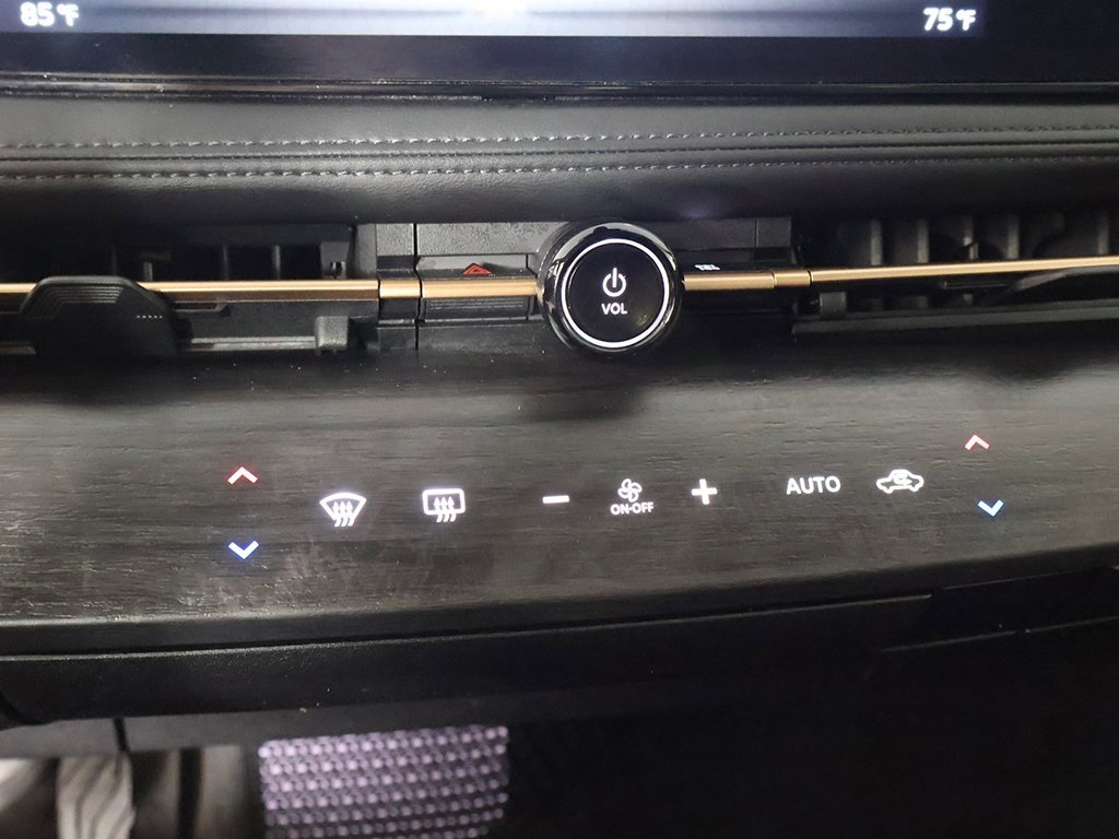 Used 2023 Nissan Ariya FWD image 42