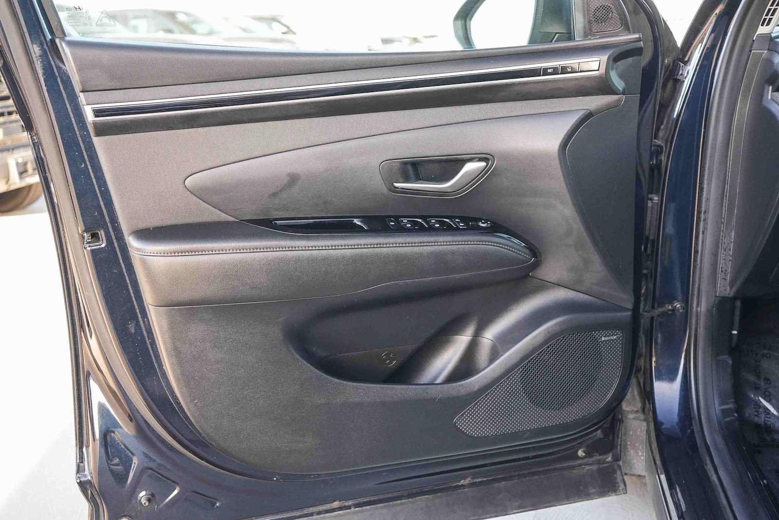 Used 2022 Hyundai Tucson Limited AWD/4WD image 21