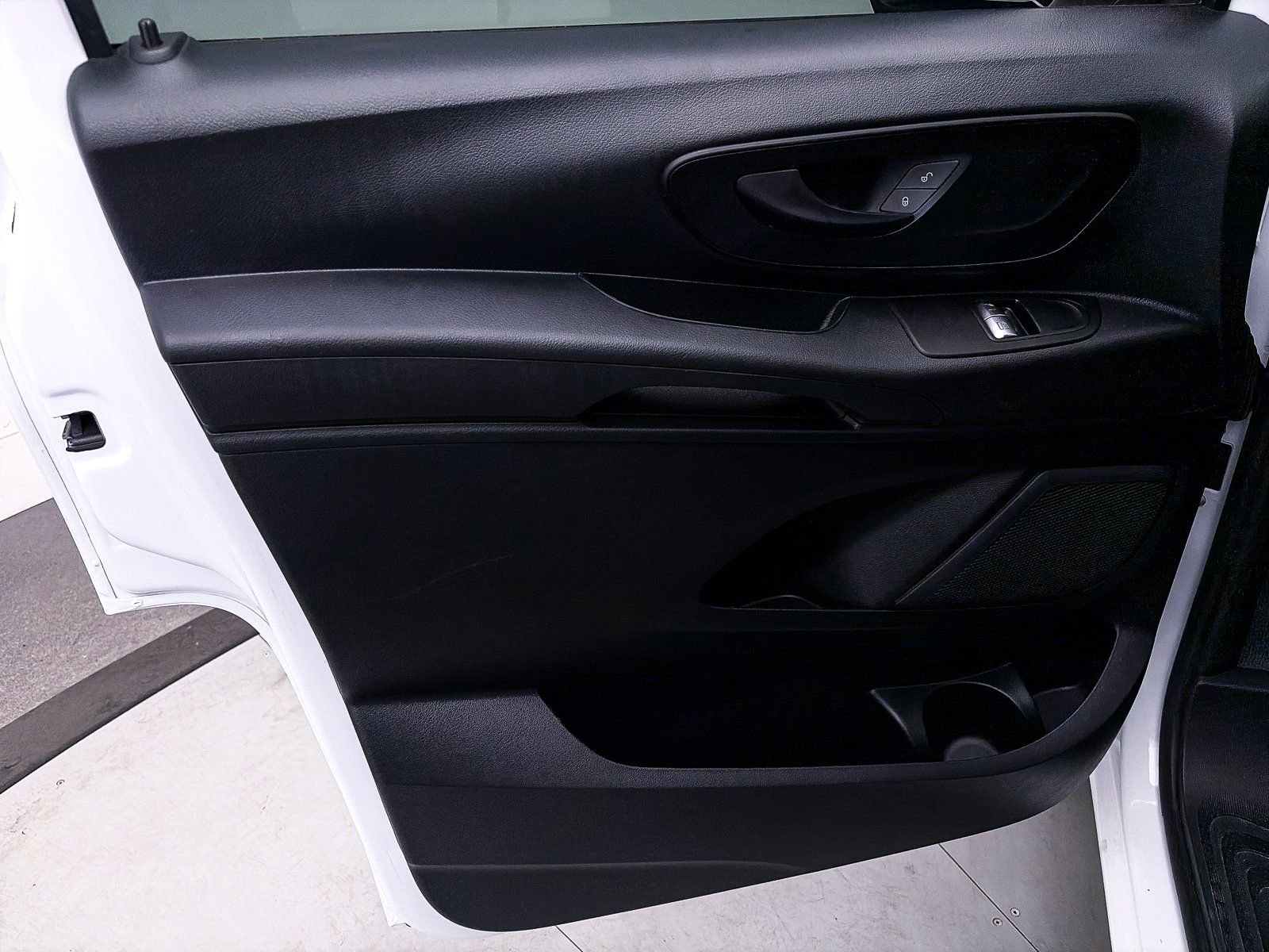 Used 2023 Mercedes-Benz Metris Passenger image 15