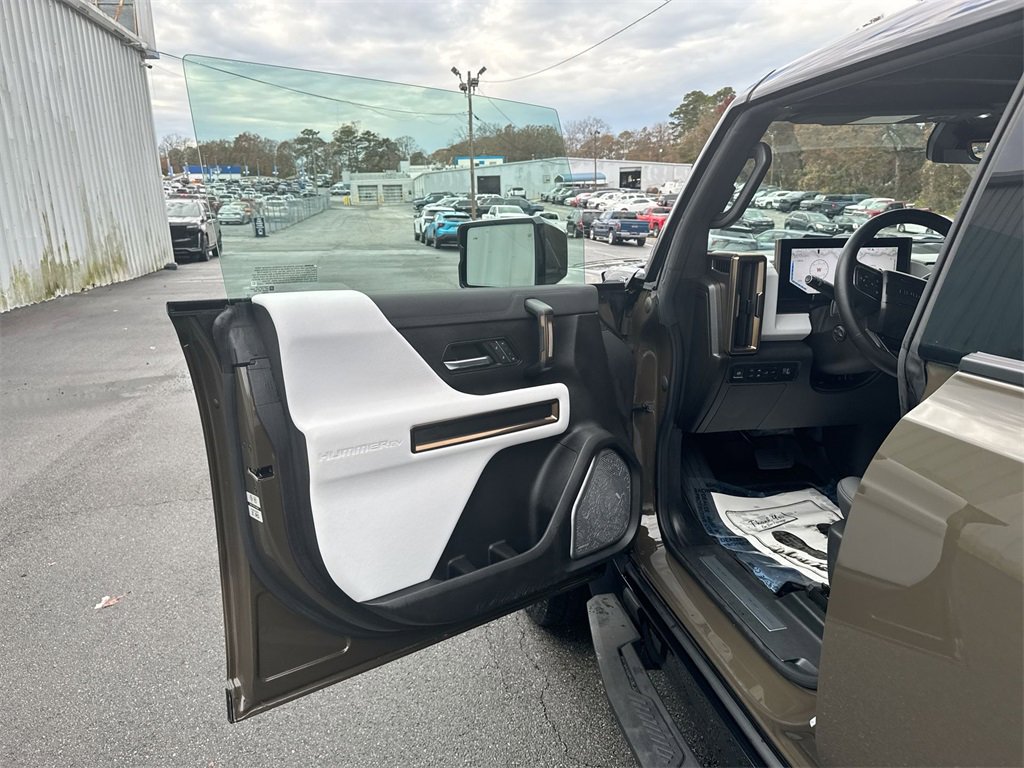 Used 2024 GMC Hummer EV 3X image 13