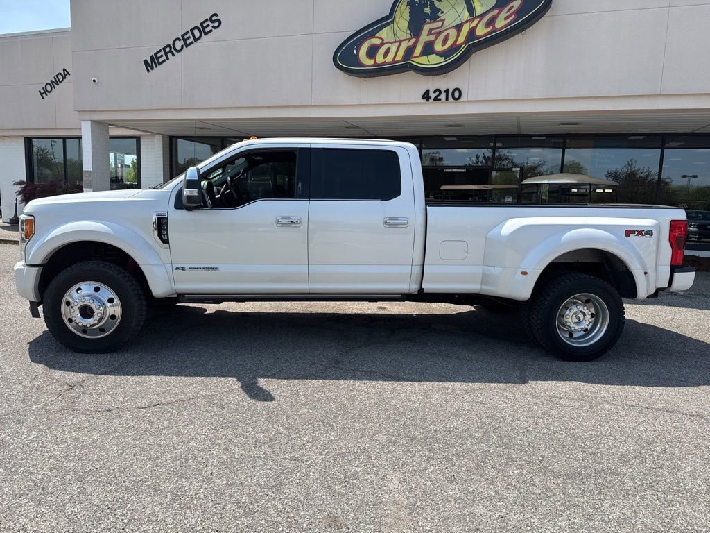 Used 2017 Ford F450 Platinum w/ Platinum Ultimate Package AWD/4WD image 12