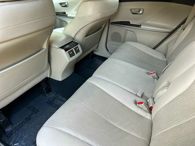Used 2013 Toyota Venza LE image 15