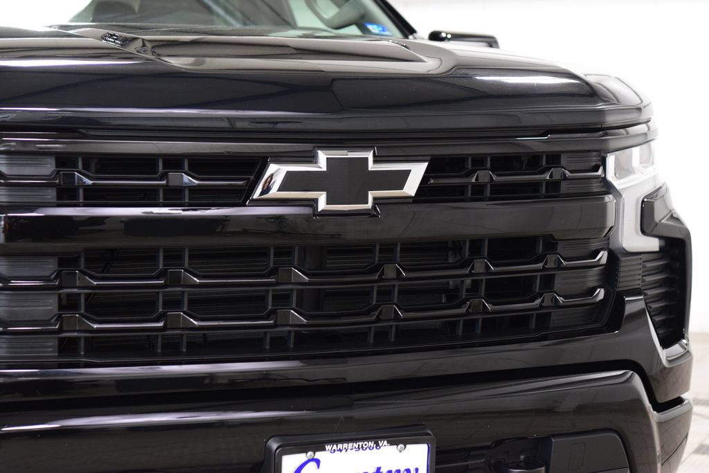 Used 2025 Chevrolet Silverado 1500 RST w/ Protection Package AWD/4WD image 11
