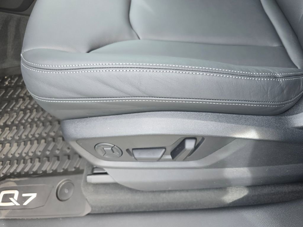 New 2026 Audi Q7 2.0T Premium image 24