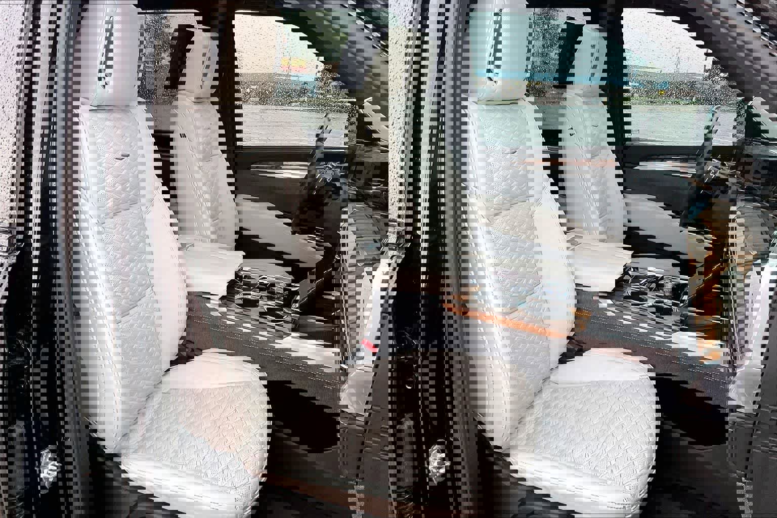 Used 2025 Cadillac Escalade Sport Platinum image 13