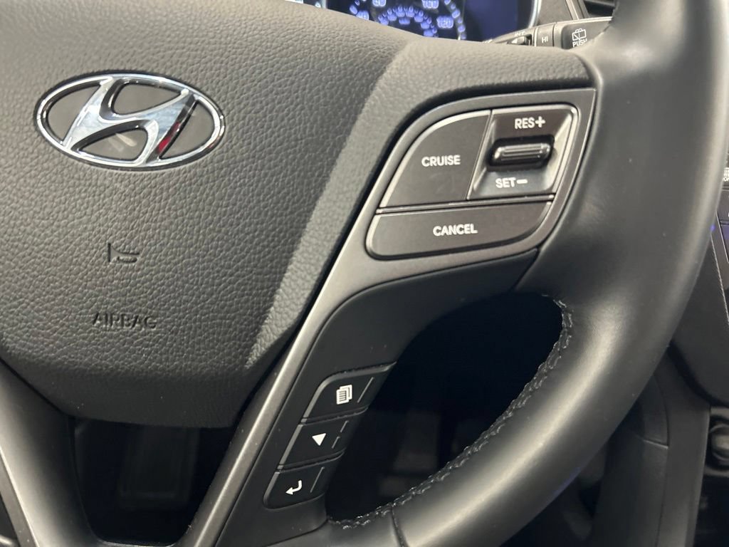Used 2019 Hyundai Santa Fe XL SE w/ SE Premium Package 02 AWD/4WD image 14