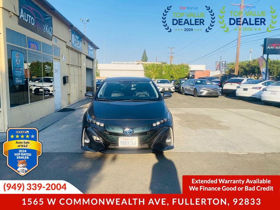 Used 2022 Toyota Prius Prime Limited image 7