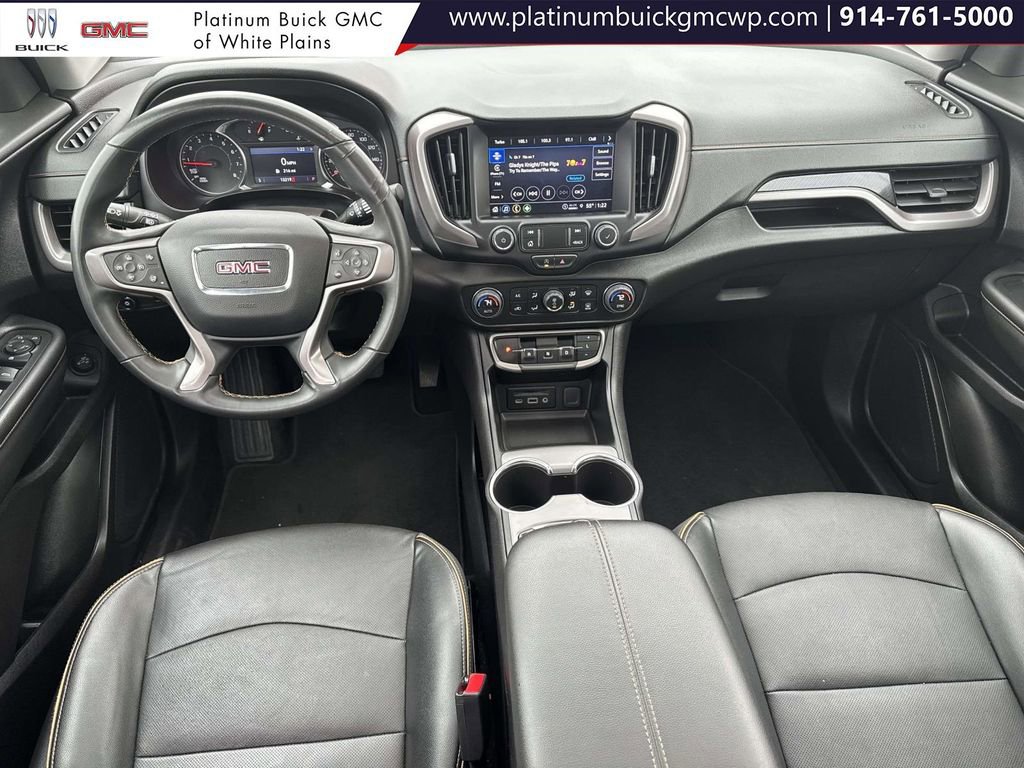 Used 2024 GMC Terrain AT4 image 15