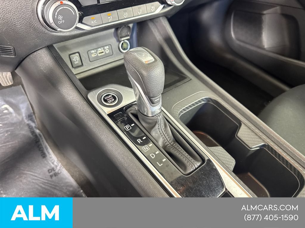 Used 2024 Nissan Sentra SV FWD image 33