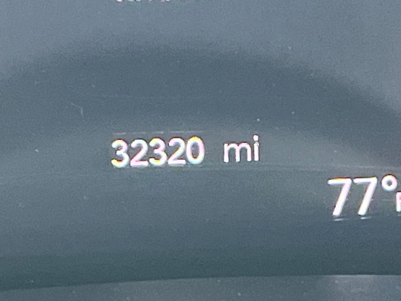 Used 2025 Chrysler Pacifica Select image 43