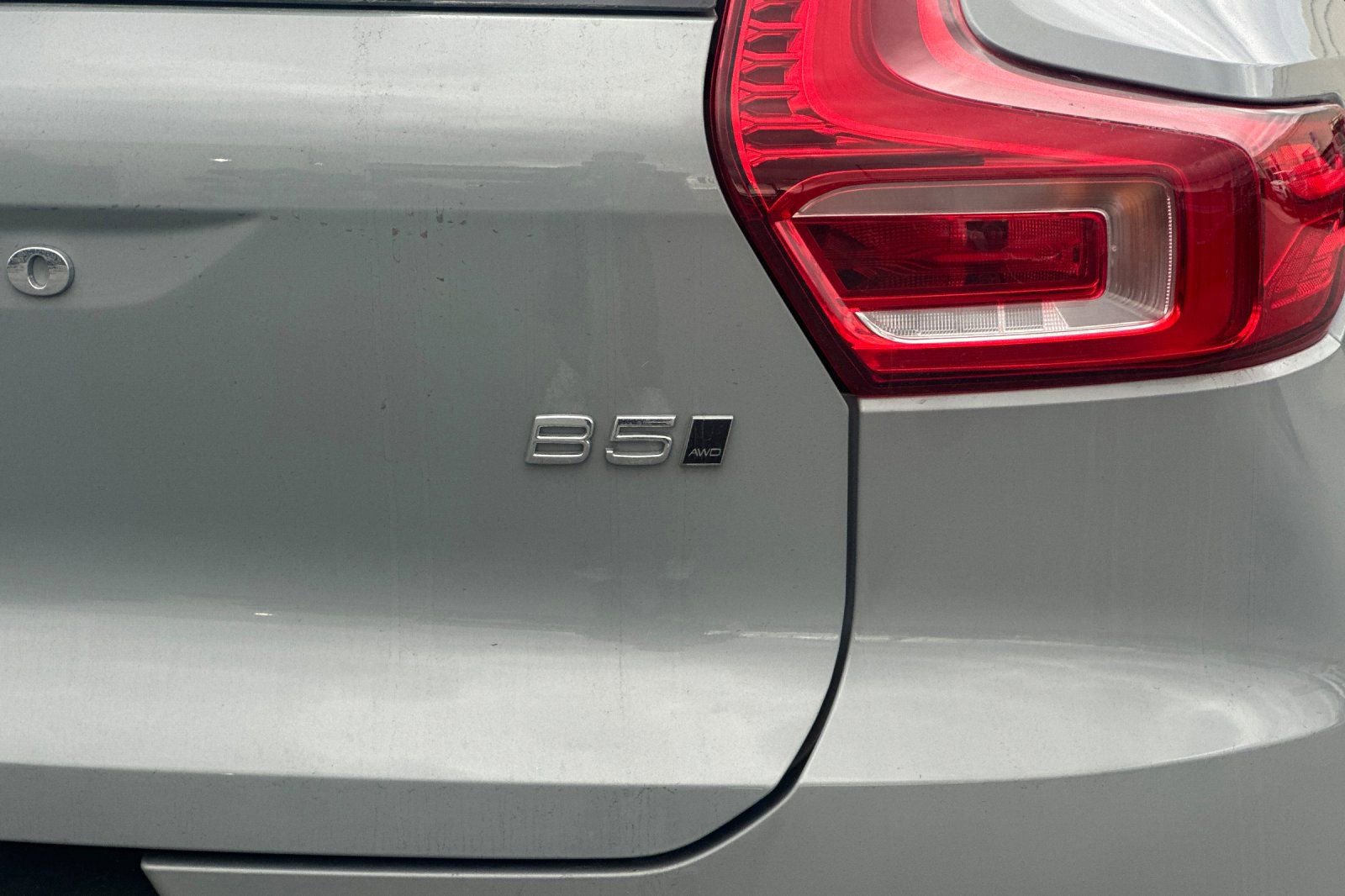 New 2026 Volvo XC40 B5 Plus w/ Protection Package Premier AWD/4WD image 27