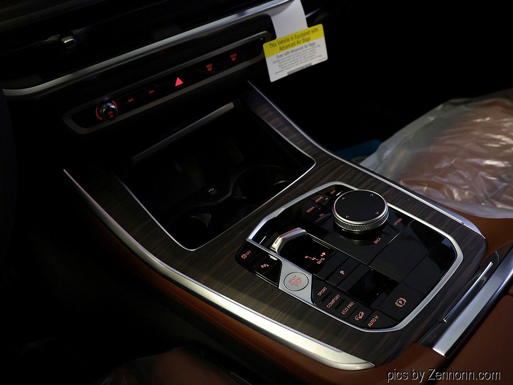 New 2026 BMW X5 xDrive40i AWD/4WD image 25