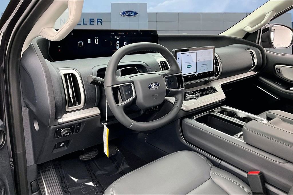 New 2026 Ford Expedition Active AWD/4WD image 7
