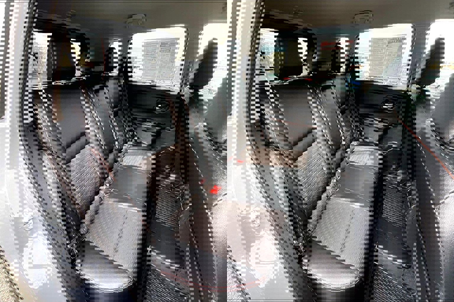 Used 2025 Nissan Rogue SV image 25