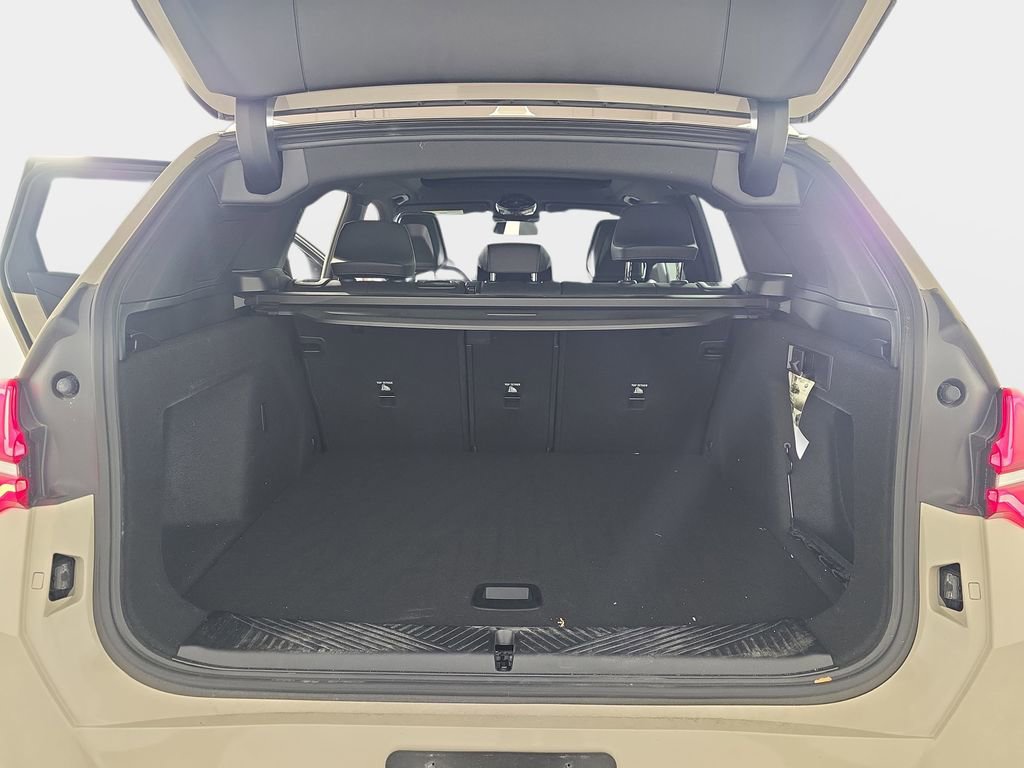 Used 2025 BMW X3 xDrive30i w/ Convenience Package AWD/4WD image 13