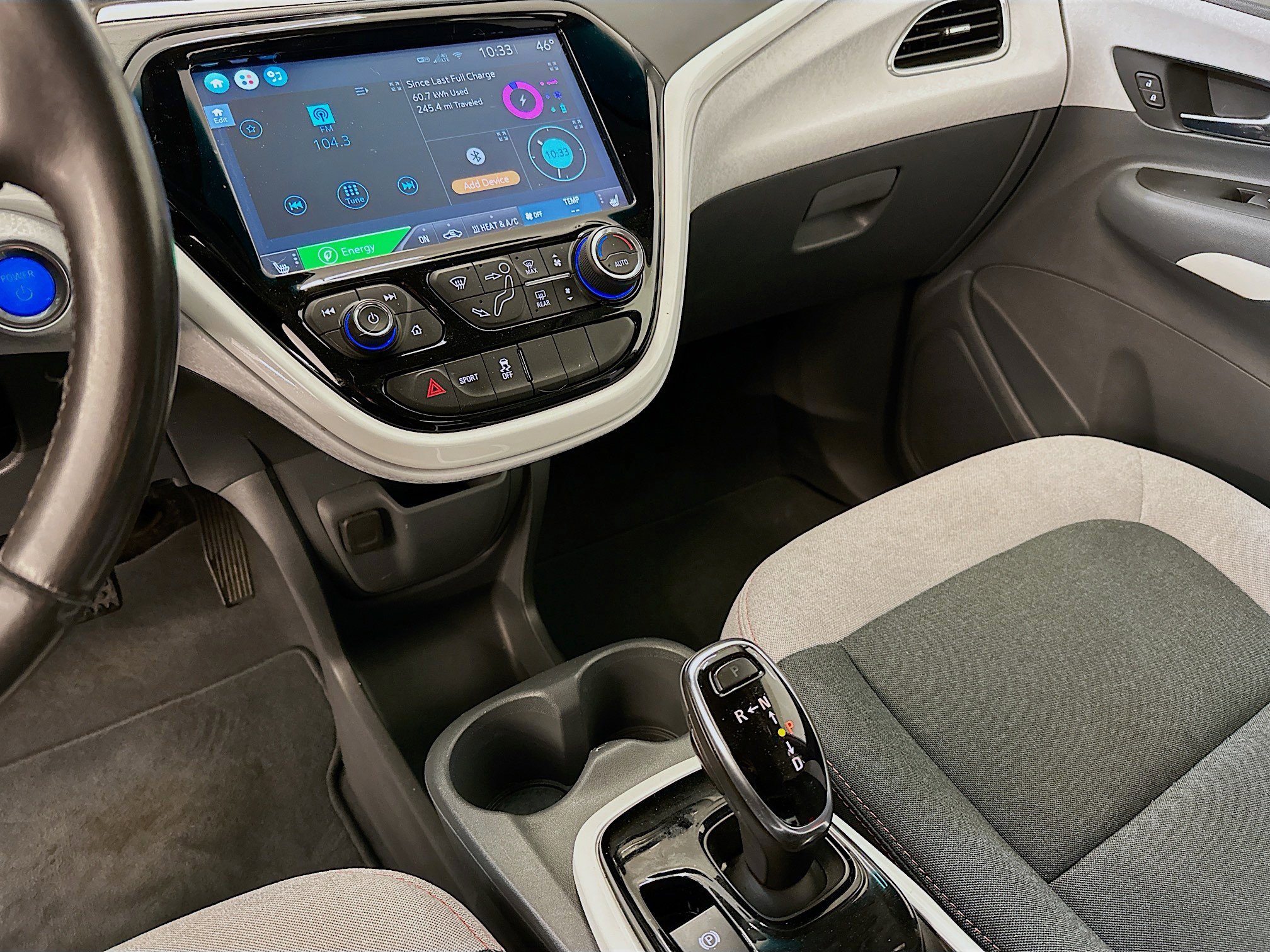 Used 2018 Chevrolet Bolt LT FWD image 25