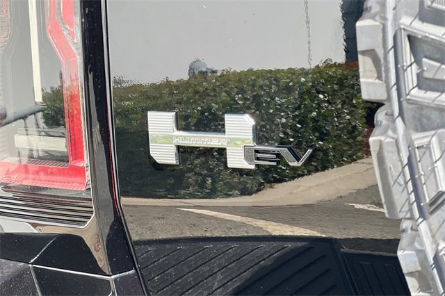 Used 2024 GMC Hummer EV 2X w/ Extreme Off-Road Package image 26