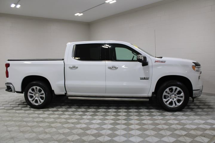 Used 2025 Chevrolet Silverado 1500 LTZ image 12
