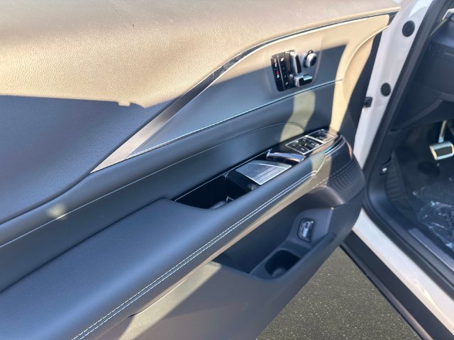 New 2027 Cadillac Lyriq Sport AWD/4WD image 15