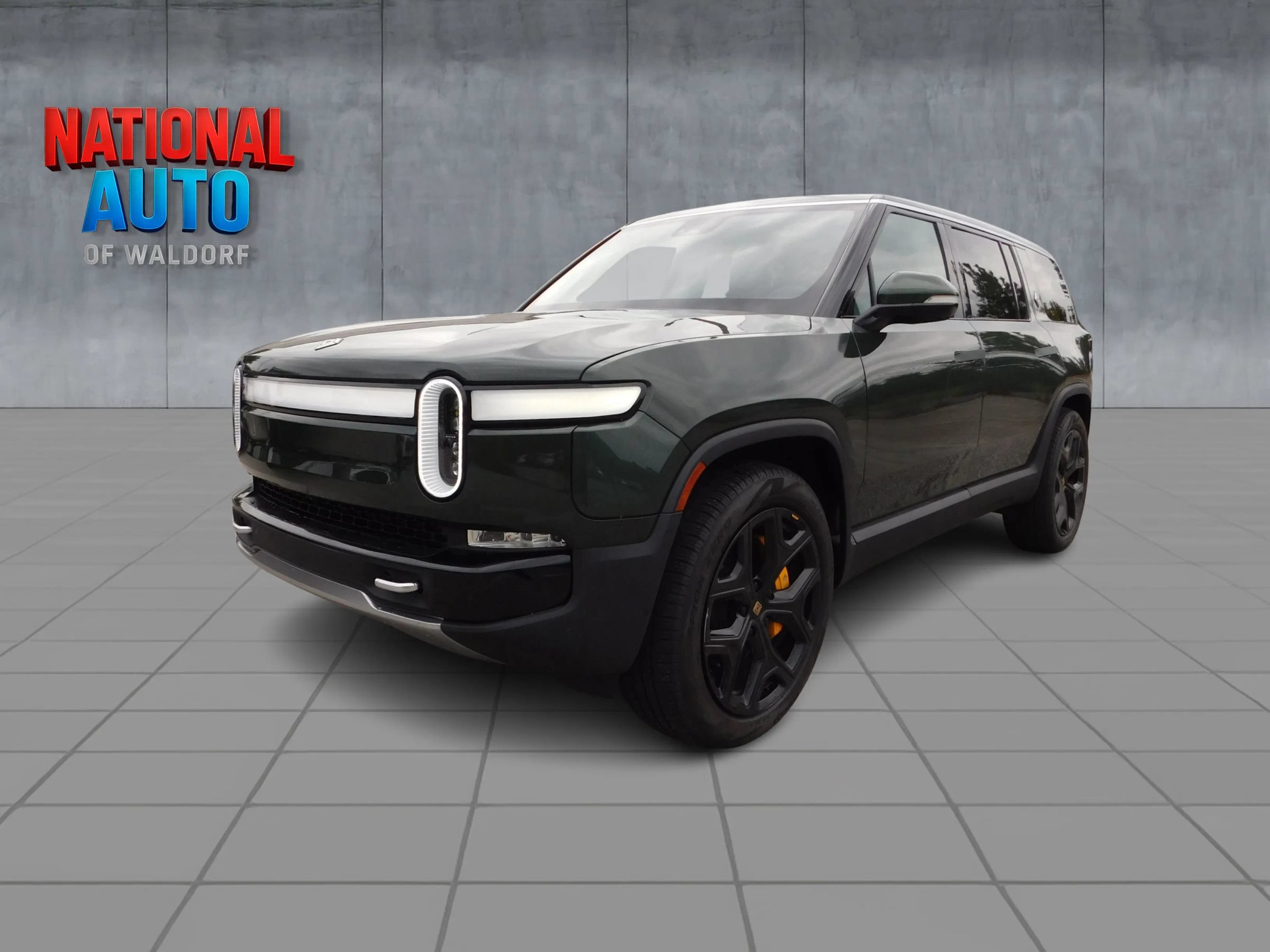 Used 2023 Rivian R1S Adventure Quad AWD/4WD image 4