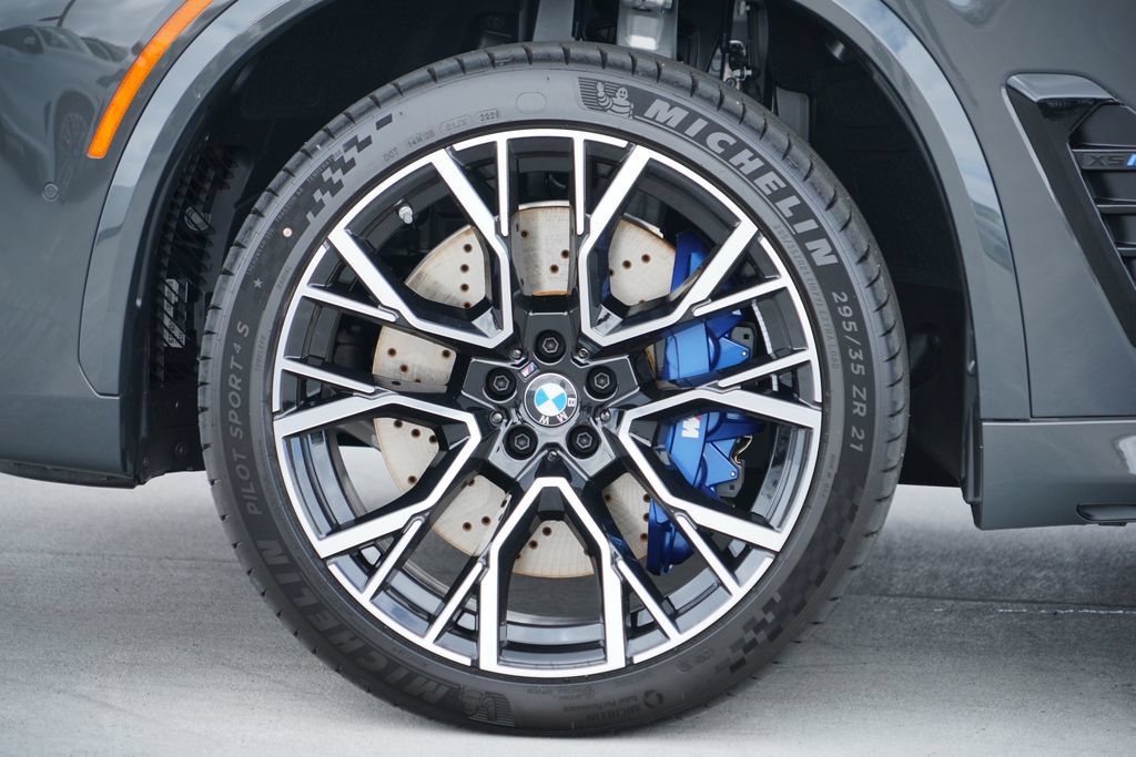 New 2026 BMW X5 M Competition w/ Executive Package AWD/4WD image 5