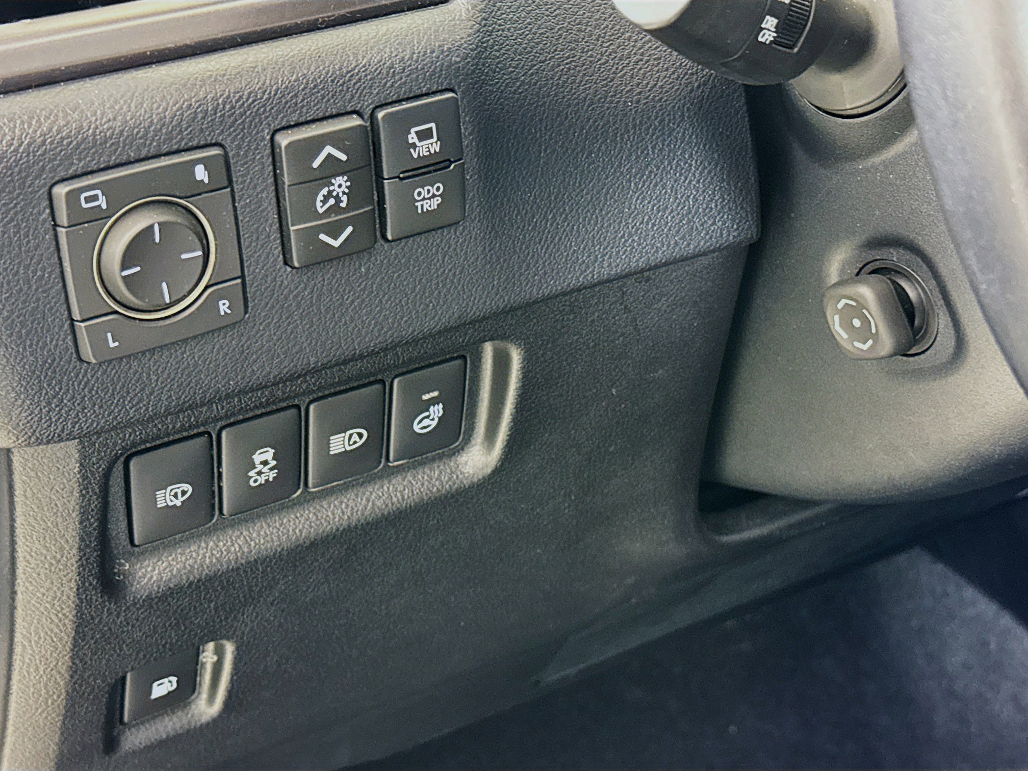 Certified 2023 Lexus GX 460 w/ Black Line Special Edition AWD/4WD image 10