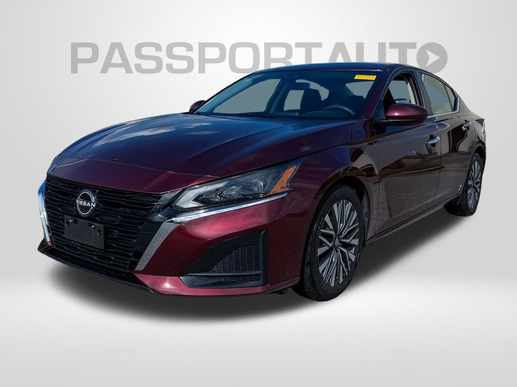 Used 2023 Nissan Altima 2.5 SV