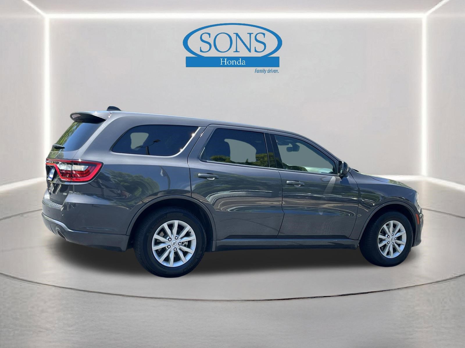 Used 2025 Dodge Durango GT RWD image 26