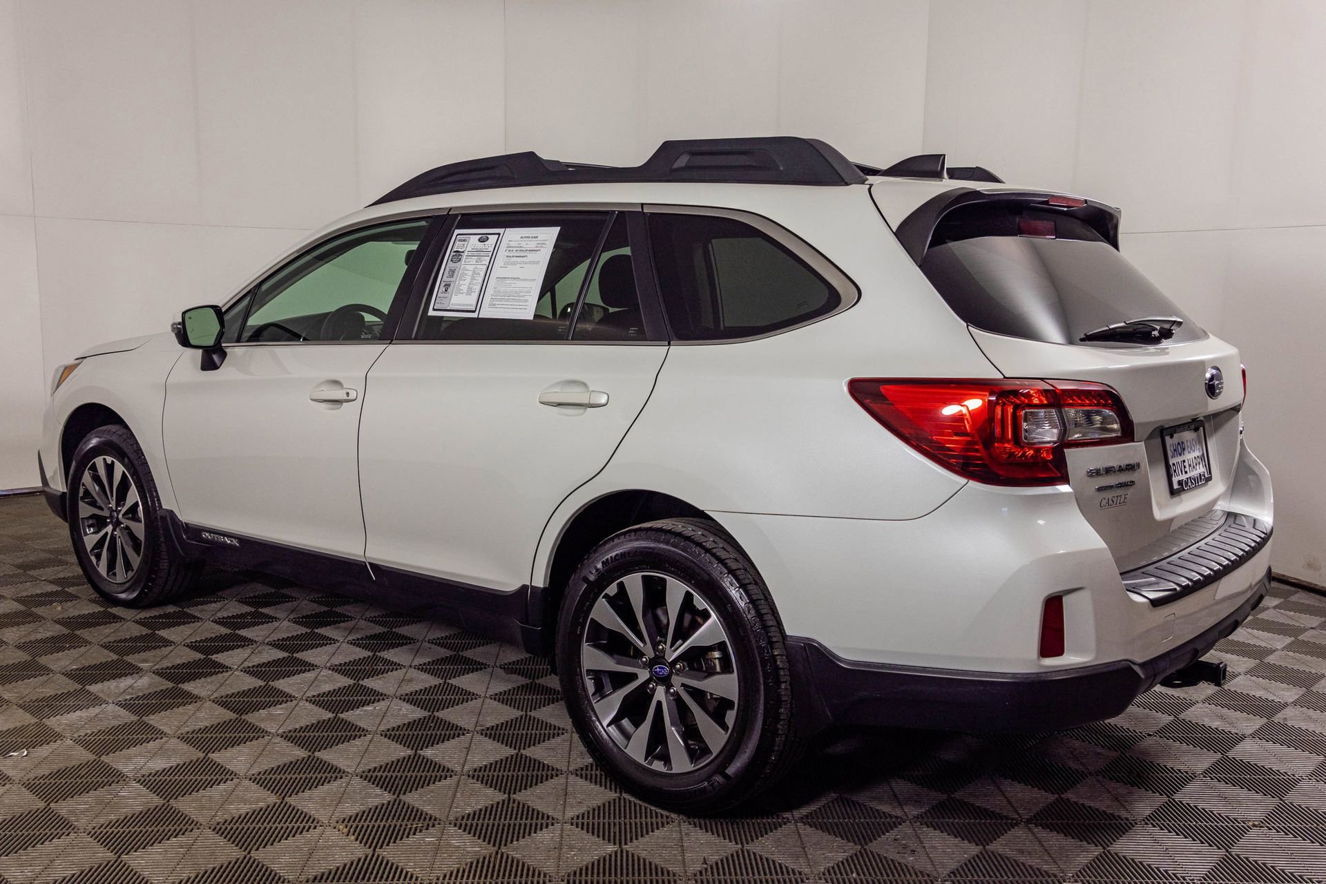 Used 2017 Subaru Outback 2.5i Limited w/ Popular Package #5 image 19