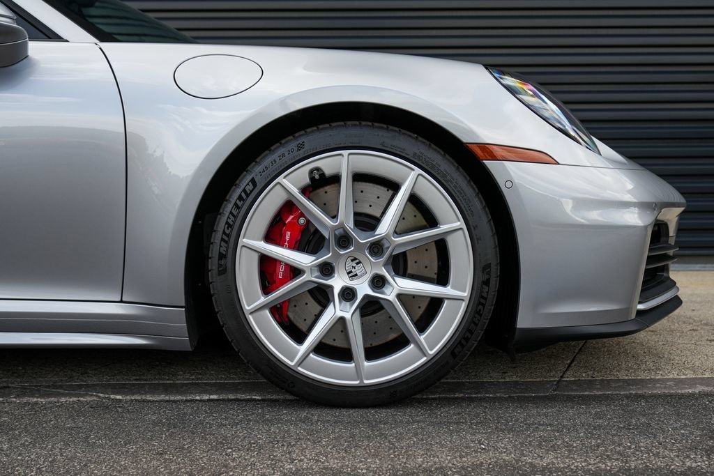Certified 2026 Porsche 911 Targa 4S AWD/4WD image 36