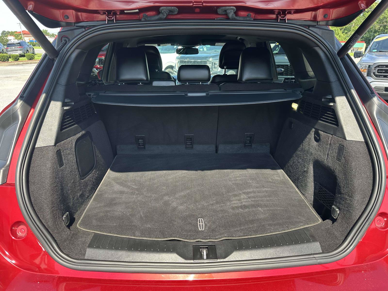 Used 2015 Lincoln MKC FWD w/ Equipment Group 102A Reserve image 28