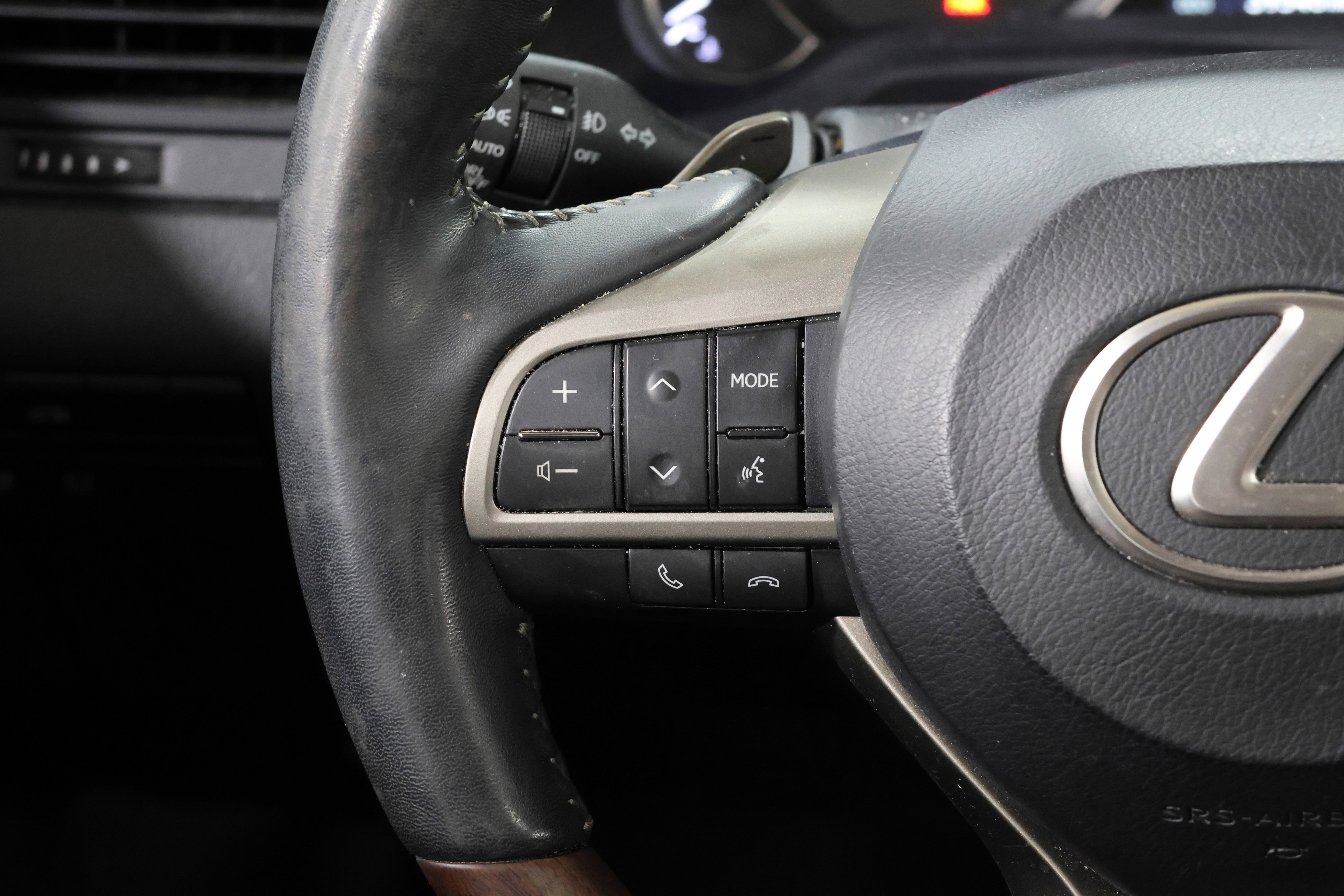 Used 2022 Lexus RX 350 AWD w/ Premium Package image 18