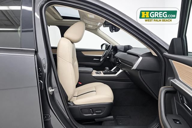 Used 2024 MAZDA CX-90 3.3 Turbo w/ Preferred Plus AWD/4WD image 15