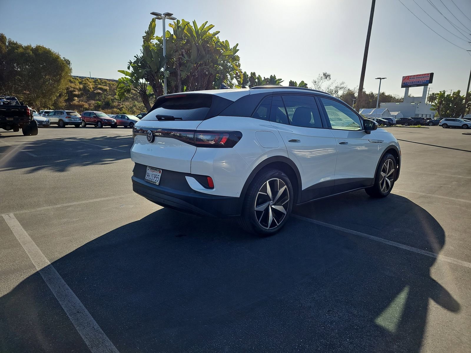 Used 2023 Volkswagen ID.4 S image 5