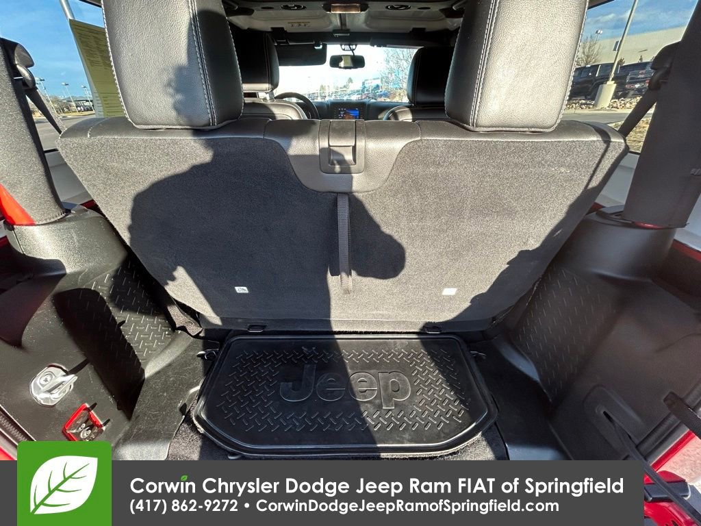 Used 2018 Jeep Wrangler Rubicon w/ Connectivity Group AWD/4WD image 19