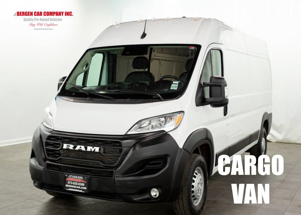 Used 2025 RAM ProMaster 2500 w/ Convenience Group FWD image 4