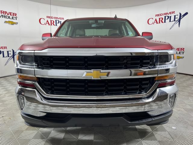 Used 2018 Chevrolet Silverado 1500 LT w/ Texas Edition RWD image 2