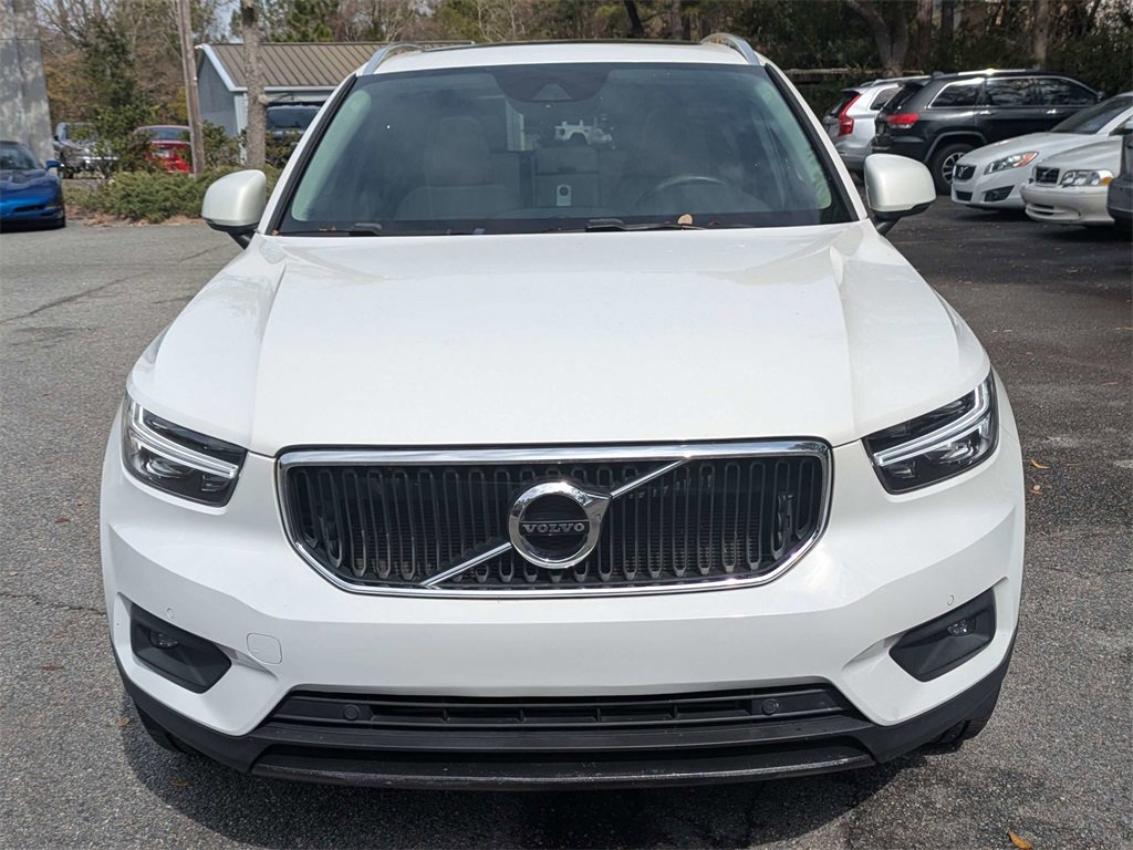 Used 2021 Volvo XC40 T5 Momentum w/ Protection Package Premier image 9