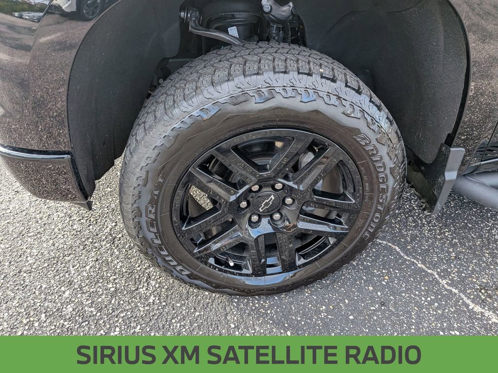 Used 2025 Chevrolet Silverado 1500 LT Trail Boss w/ Convenience Package II image 13