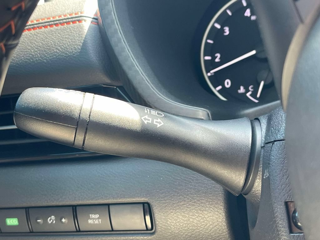 Used 2025 Nissan Sentra SR FWD image 23
