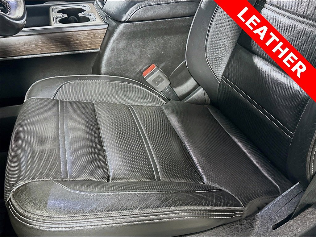 Used 2019 GMC Sierra 3500 Denali w/ Duramax Plus Package image 19