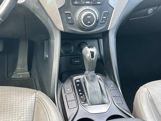 Used 2014 Hyundai Santa Fe GLS FWD image 16
