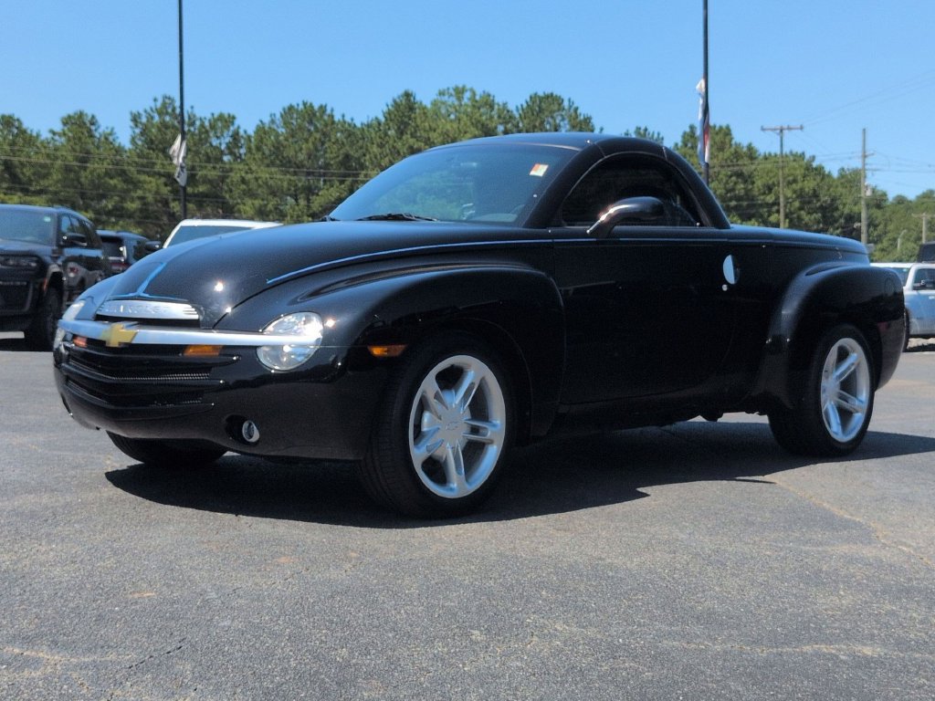 Used 2003 Chevrolet SSR RWD image 7