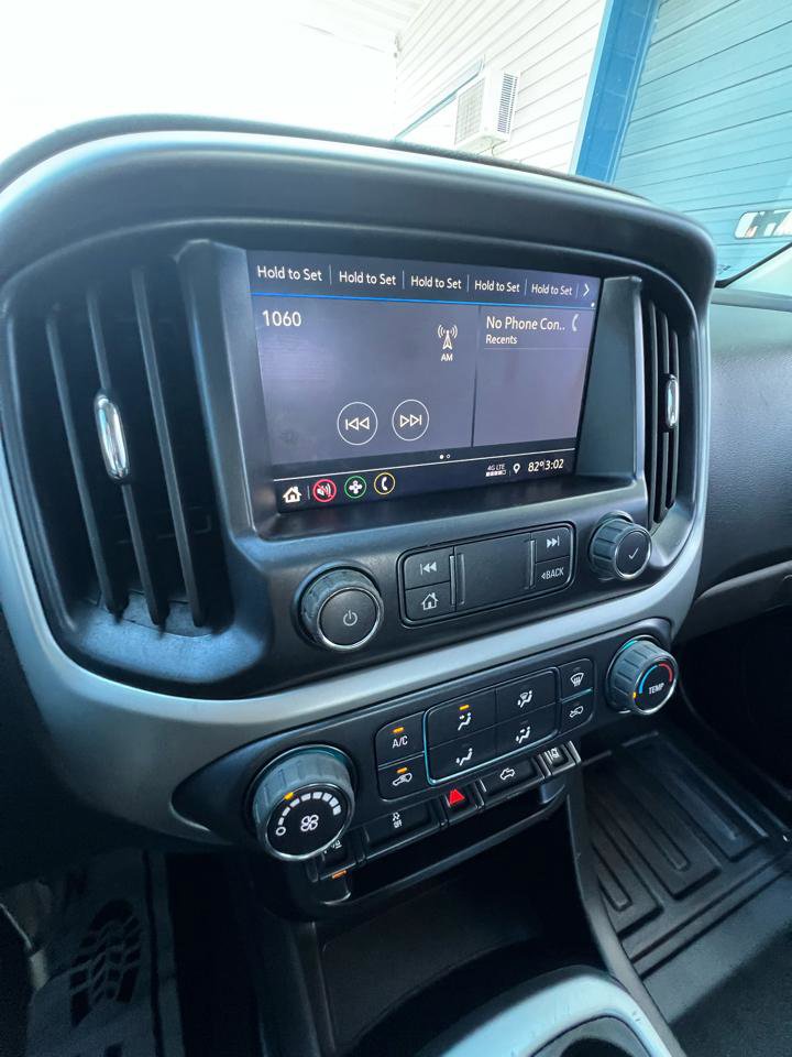 Used 2022 Chevrolet Colorado LT w/ Fleet Safety Package AWD/4WD image 17