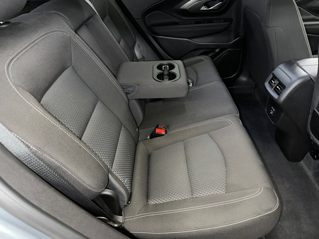 Used 2023 GMC Terrain SLE w/ Driver Convenience Package image 31