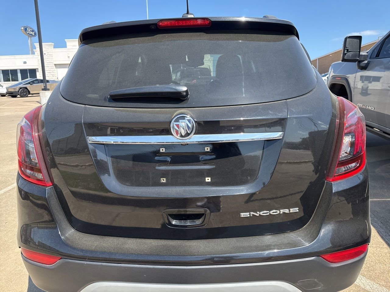 Used 2021 Buick Encore Preferred image 5