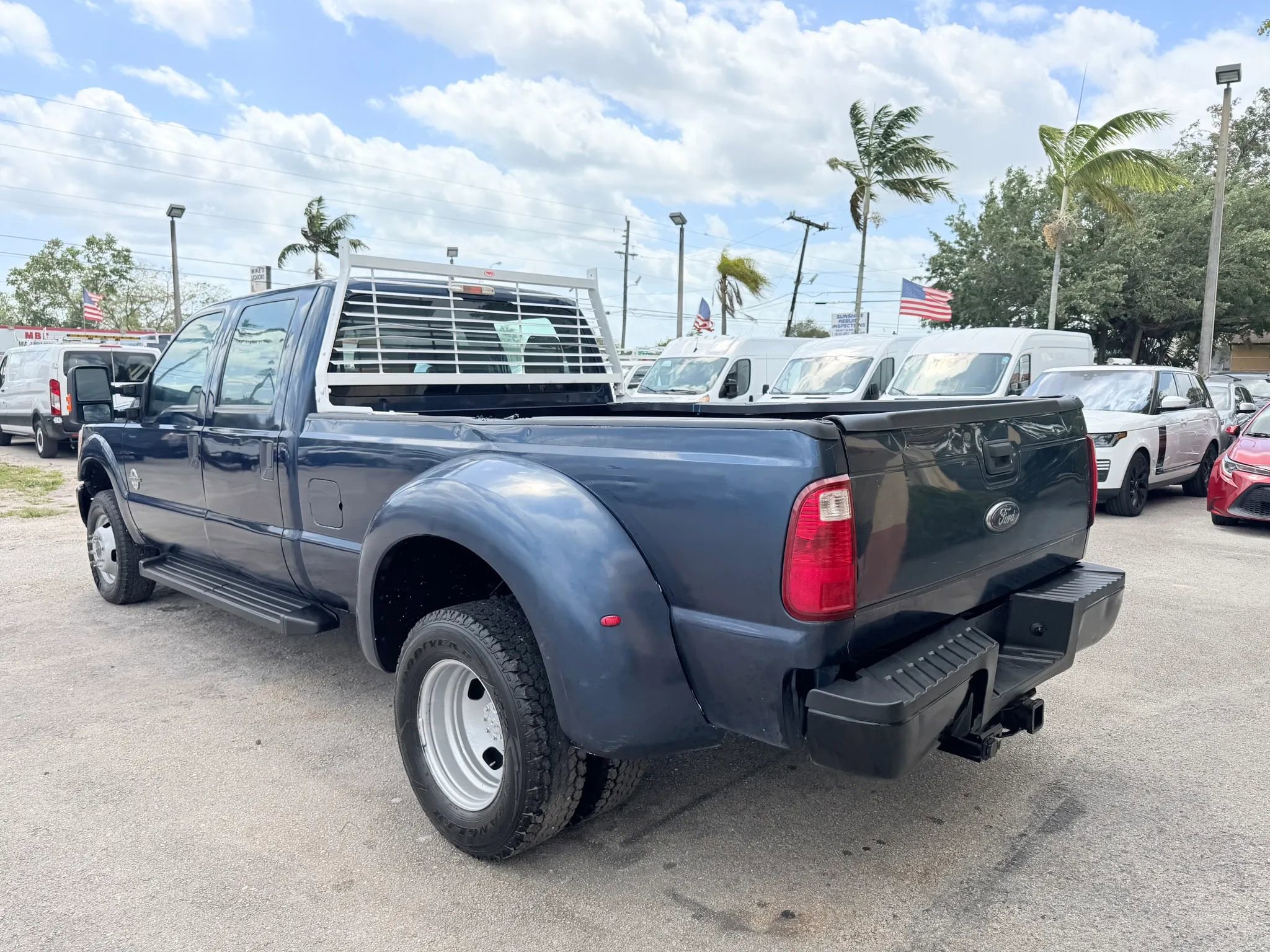 Used 2015 Ford F350 XL w/ Power Equipment Group AWD/4WD image 3